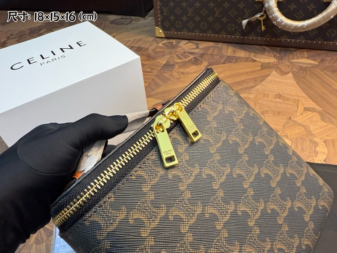 Celine Luxury Designer Handbag Shoulder Crossbody Bag crafted in premium 5