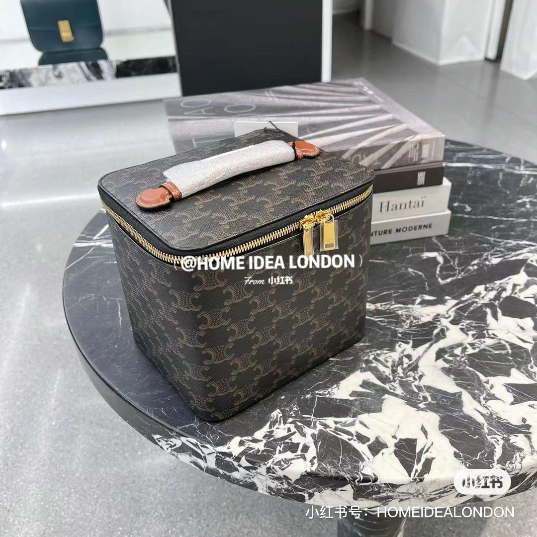 celine 赛琳收纳包 2