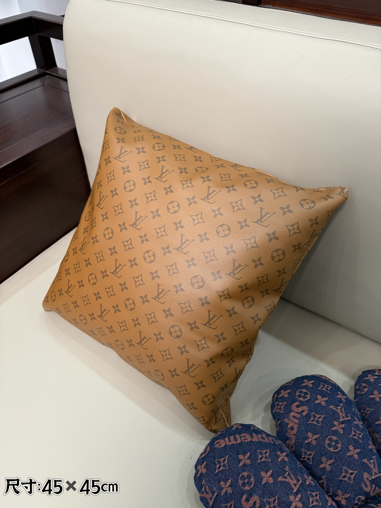 Louis Vuitton Decorative Cushion - Comprehensive 2