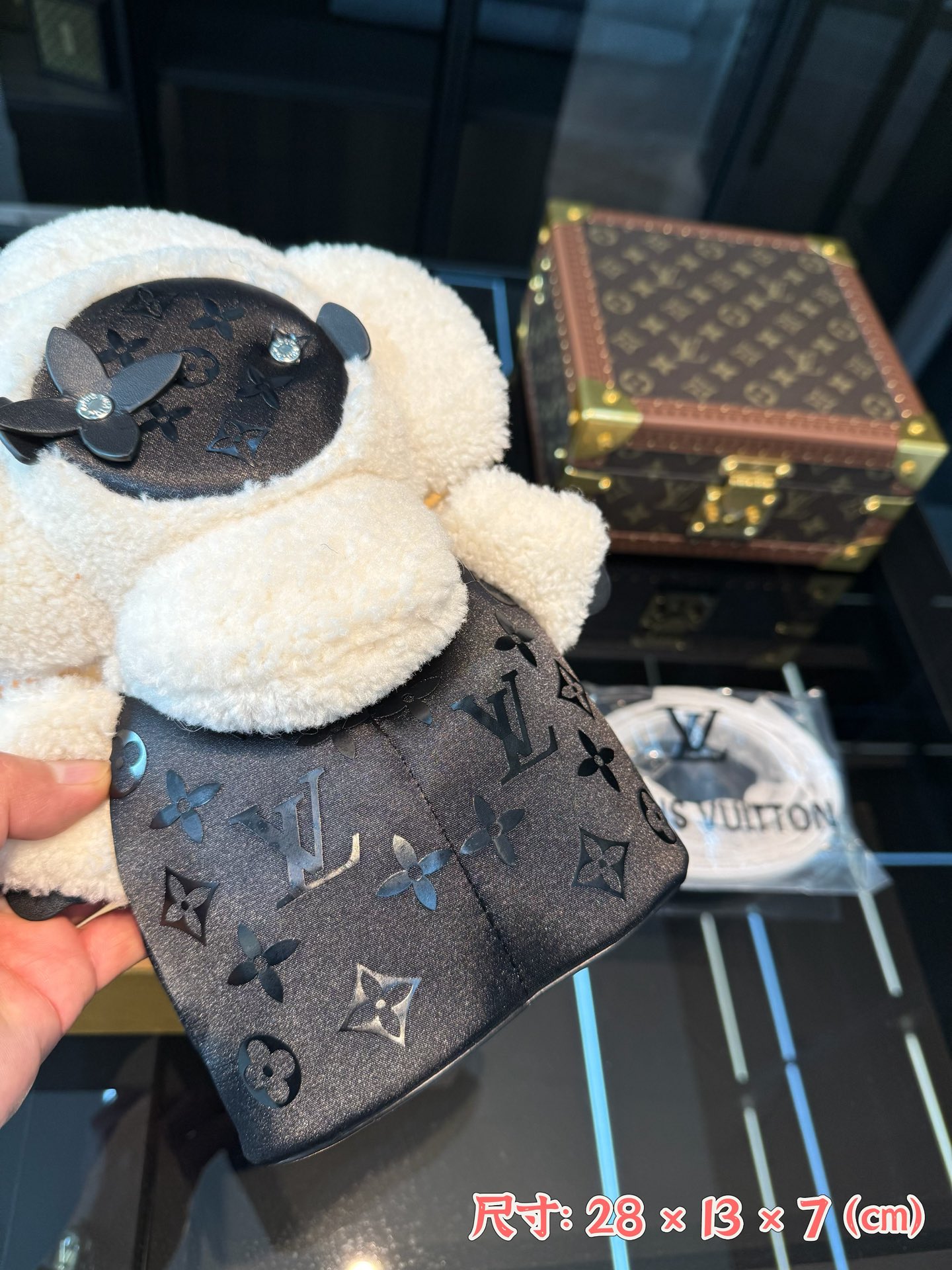 Louis Vuitton Vivienne Backpack - Comprehensive 7