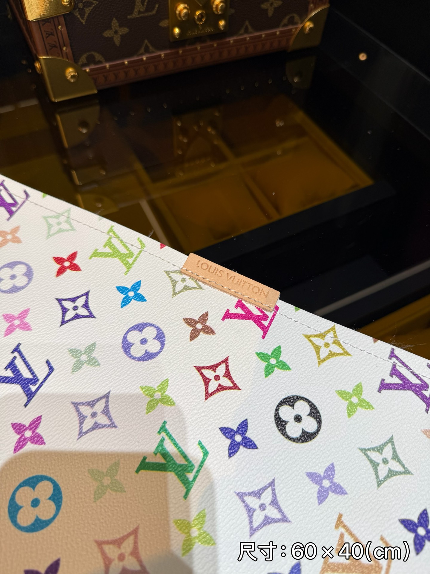 Louis Vuitton luxury bag 4