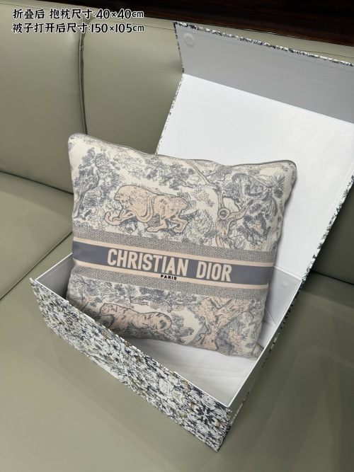 Christian Dior Toile de Jouy Voyage Pillow with Blanket. 40 x 40 cm 1 Christian Dior Toile de Jouy Voyage Pillow with Blanket. 40 x 40 cm