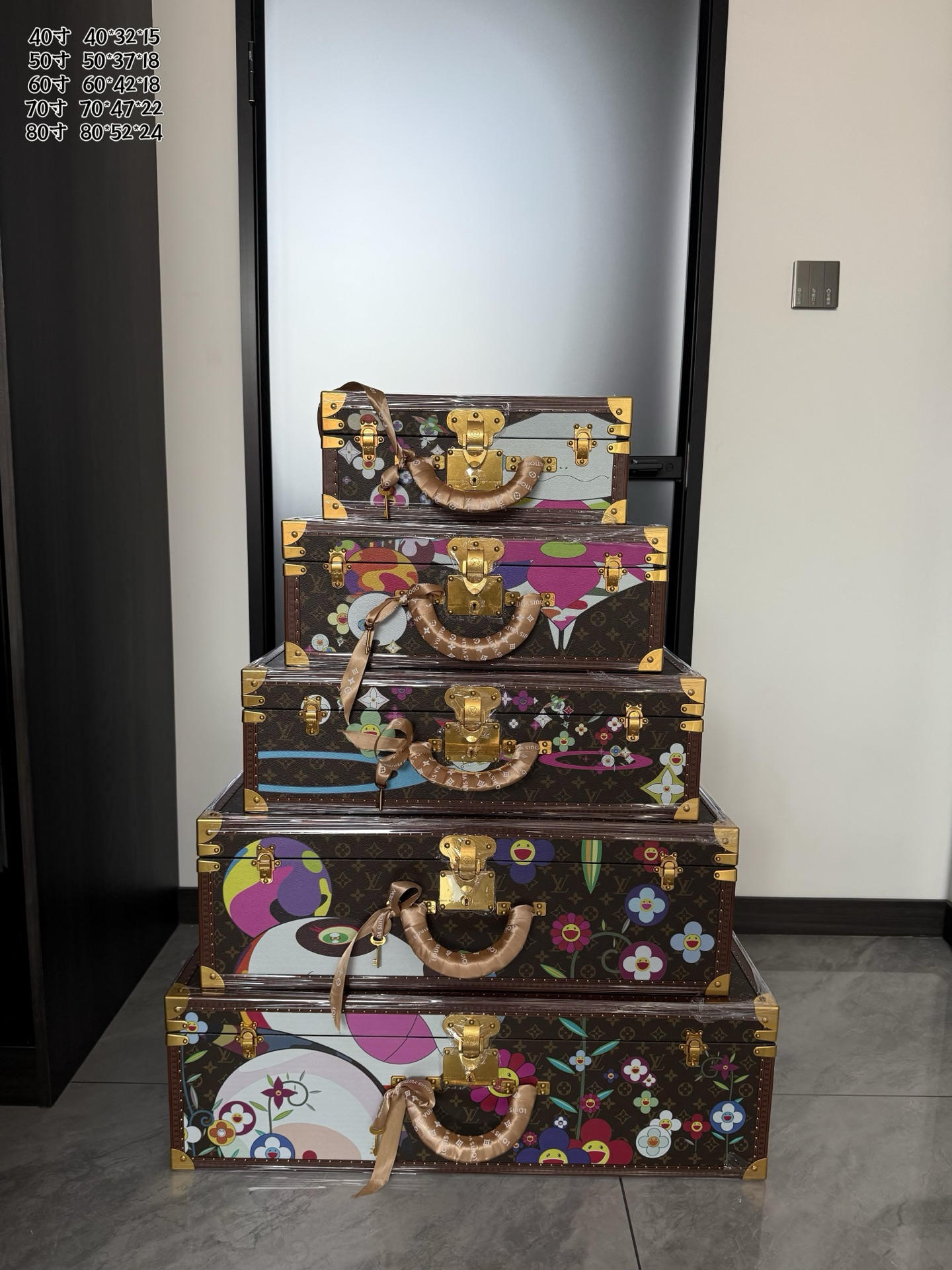 Louis Vuitton Custom Painted Trunk Set - Stylish Travel Solution