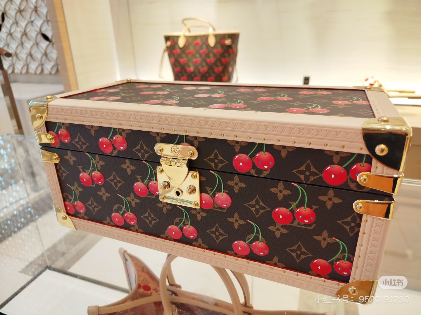 吉安维托·罗西 Gianvito Rossi 高定典藏名品高定成衣时装外套连衣裙衬衫T恤 #6A9371D8 3