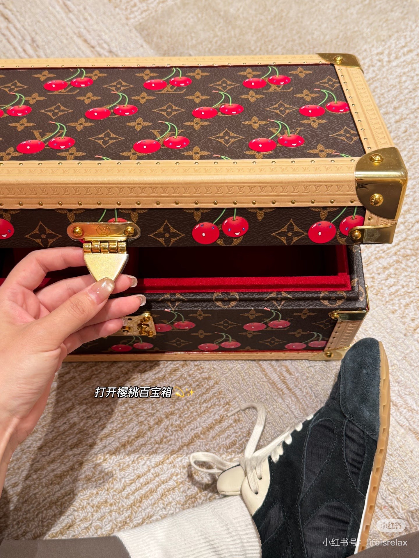 吉安维托·罗西 Gianvito Rossi 高定典藏名品高定成衣时装外套连衣裙衬衫T恤 #6A9371D8 2