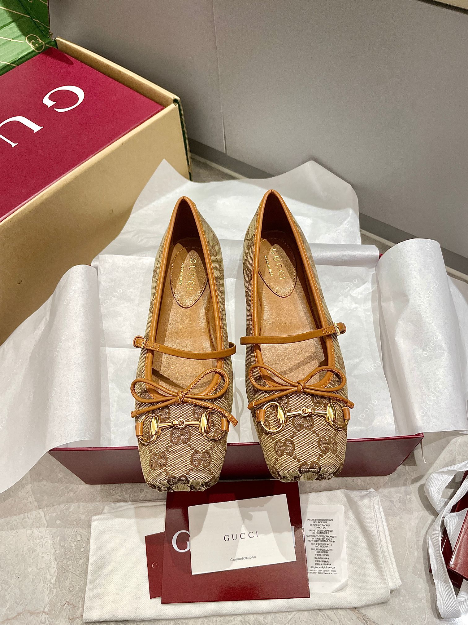 NO:231380,High-end version with tote bags, ballet shoes19860909高版本 配手提袋,芭蕾舞鞋,Women's Shoes