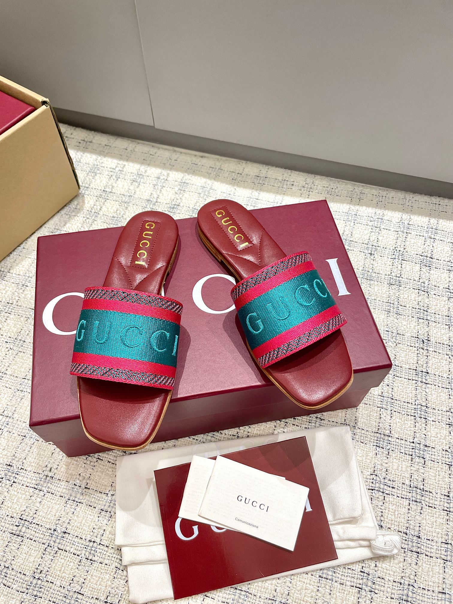 Gucci Embroidered Canvas Mules Sandals Square Toe Leather Sole Size 35-39 2 a1742721604036 0836