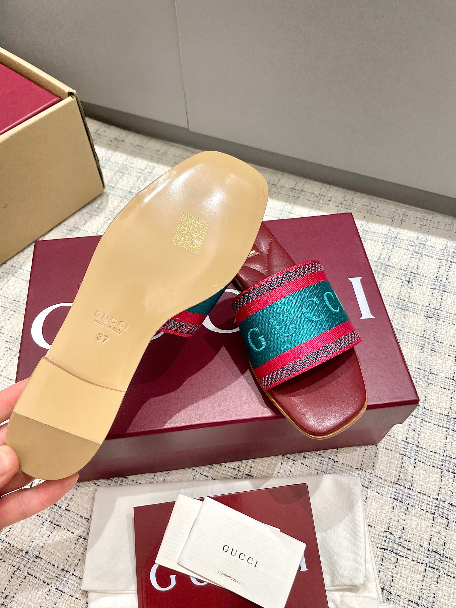 Gucci Embroidered Canvas Mules Sandals Square Toe Leather Sole Size 35-39 9 a1742721605550 3527
