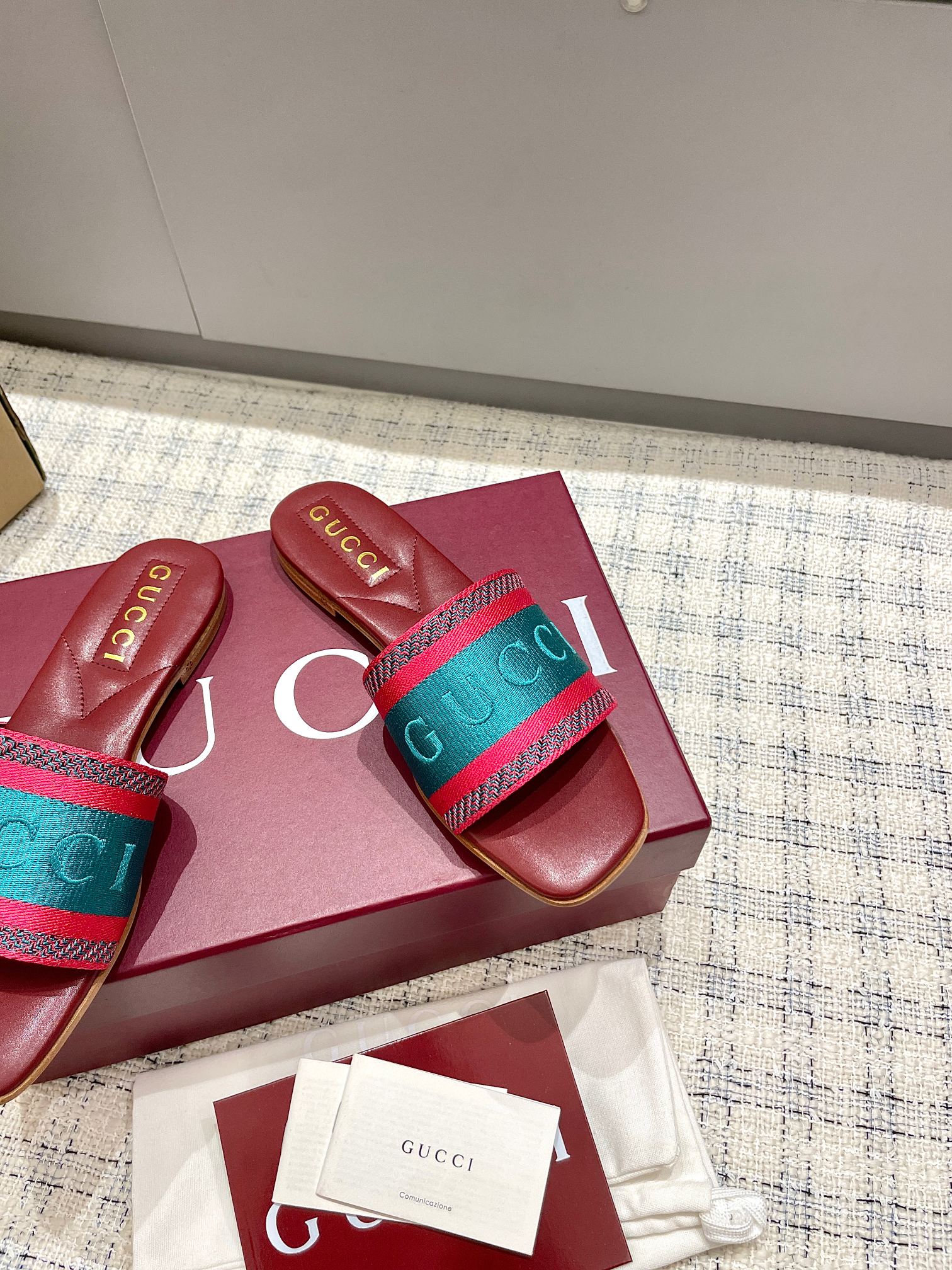 Gucci Embroidered Canvas Mules Sandals Square Toe Leather Sole Size 35-39 3 a1742721605654 2580