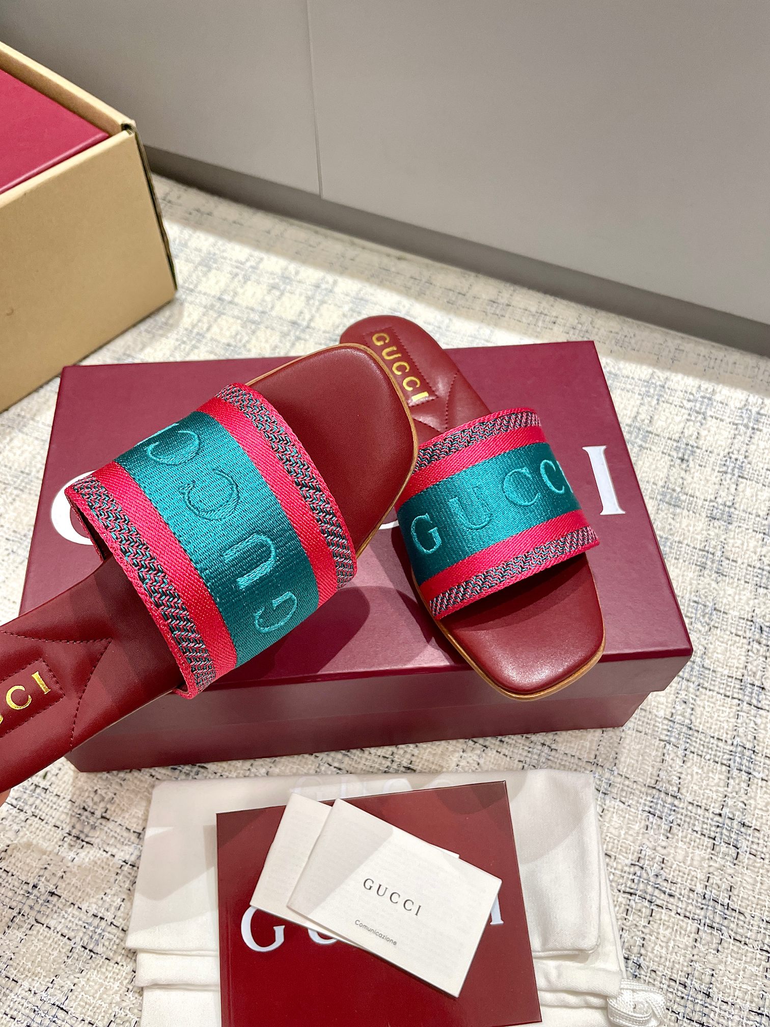 Gucci Embroidered Canvas Mules Sandals Square Toe Leather Sole Size 35-39 7 a1742721605911 5178