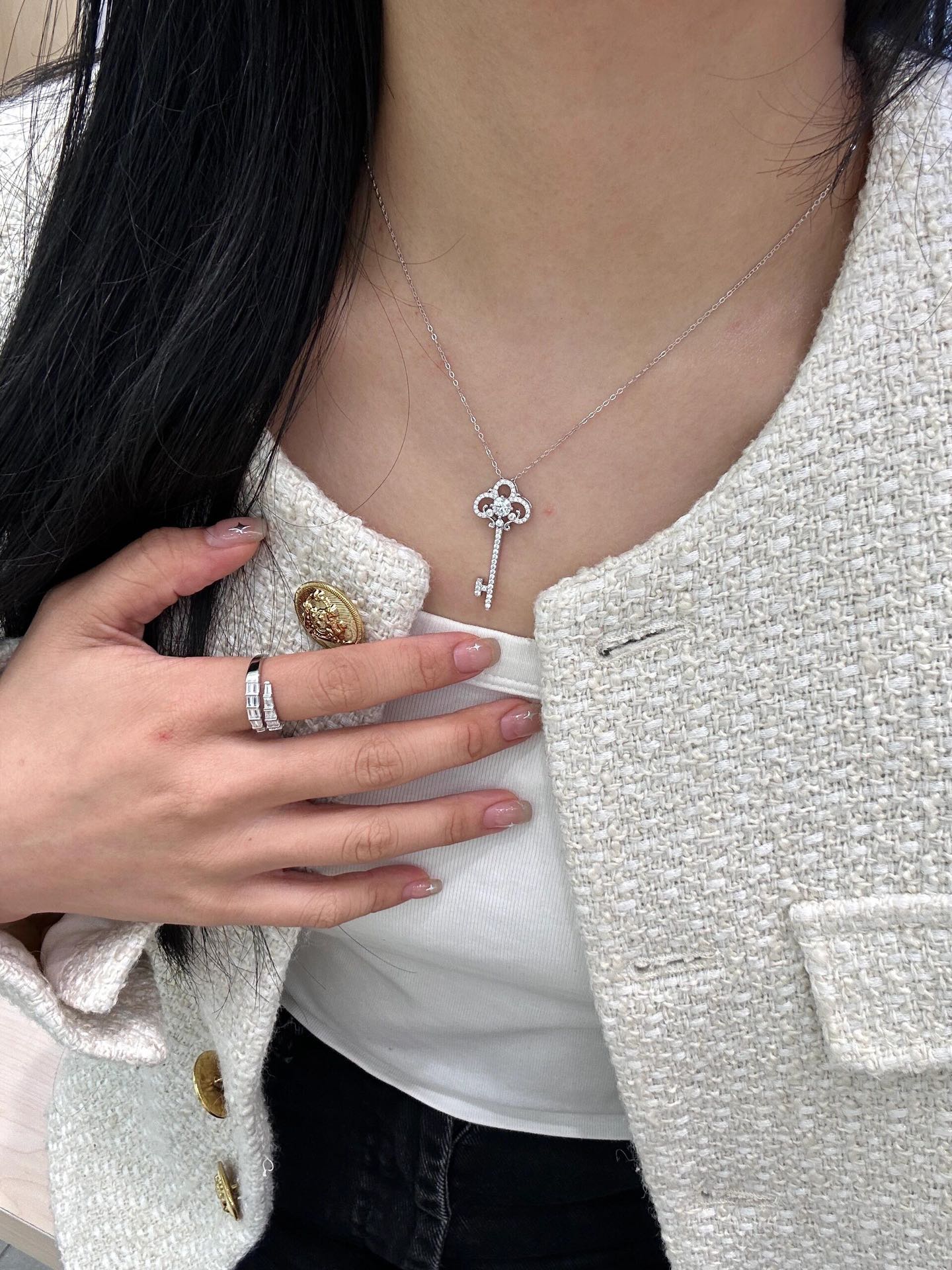 An elegant, versatile necklace designed for effortless styling, pairing - Comprehensive 9