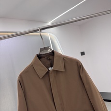 Zegna 杰尼亚 翻领夹克外套2025ss早秋新款 杰尼亚翻领夹克外套。采用进口面料,穿上身非常舒适透 Zegna 杰尼亚 翻领夹克外套2025ss早秋新款 杰尼亚翻领夹克外套。采用进口面料,穿上身非常舒适透