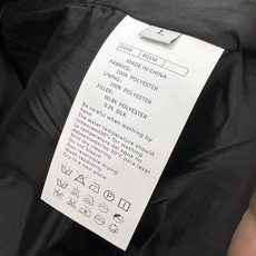 Zegna 杰尼亚 翻领夹克外套2025ss早秋新款 杰尼亚翻领夹克外套。采用进口面料,穿上身非常舒适透 Zegna 杰尼亚 翻领夹克外套2025ss早秋新款 杰尼亚翻领夹克外套。采用进口面料,穿上身非常舒适透