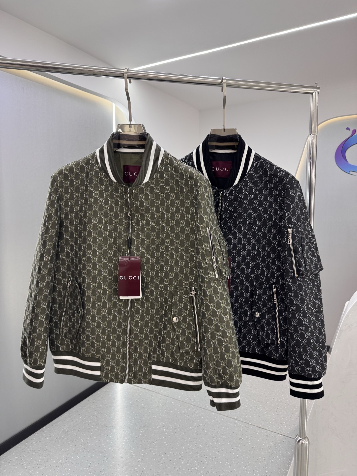 . 411572_450 411572_450 411572_450 411572_450