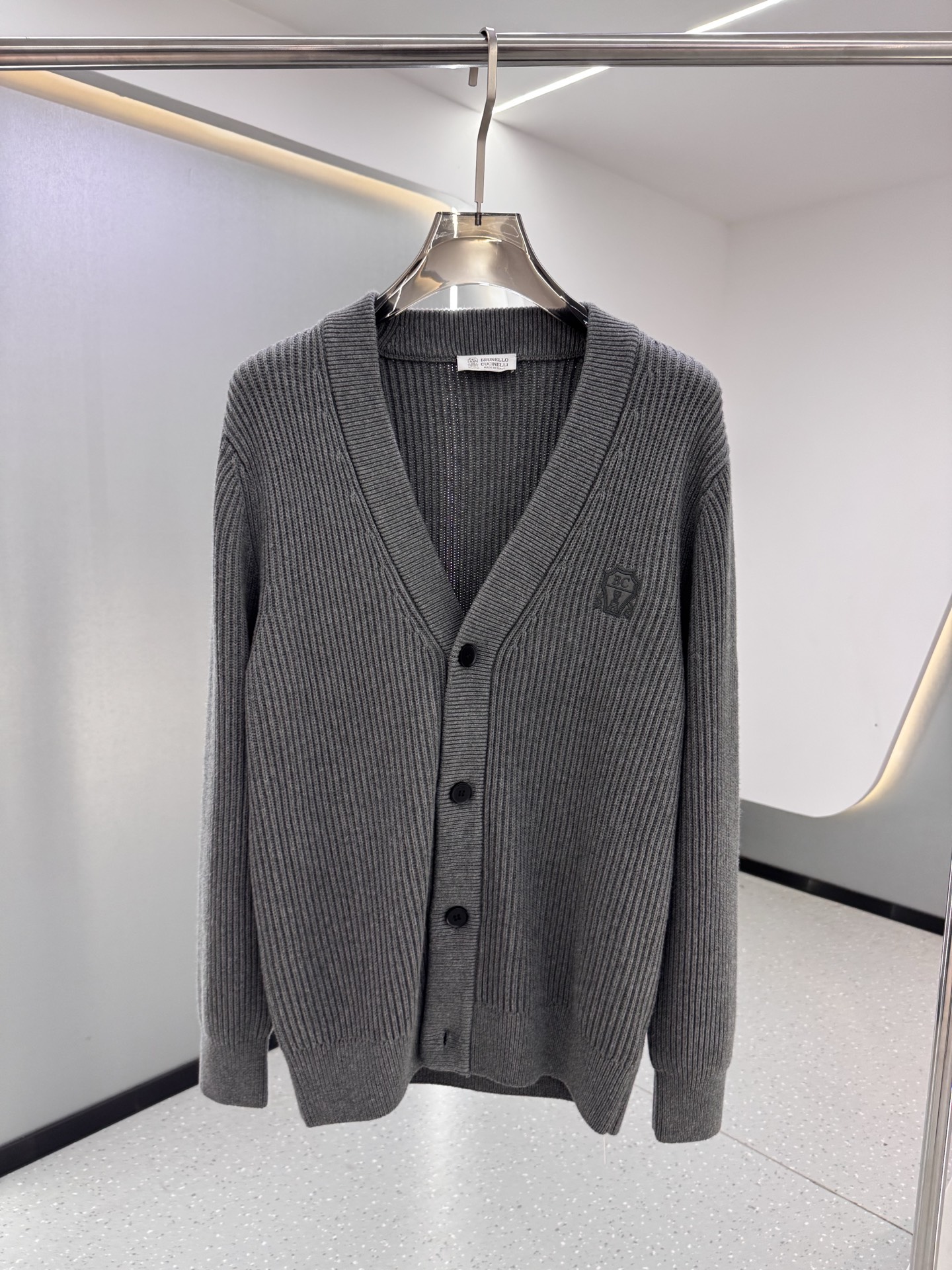 🔥BC 官网最新款秋冬14针高密提花针织开衫 甄选440克14针棉混纺材质 既有棉的质感软糯亲肤又具有糯