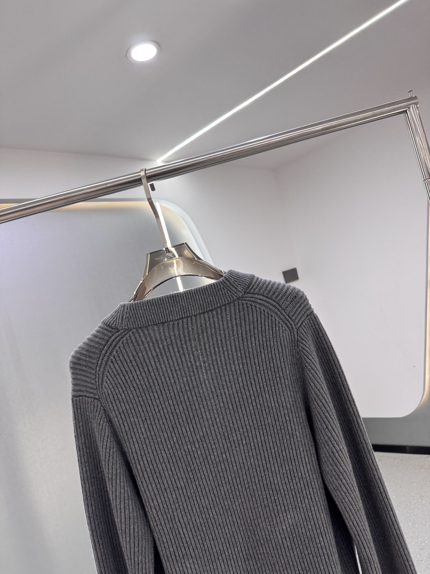 🔥BC 官网最新款秋冬14针高密提花针织开衫 甄选440克14针棉混纺材质 既有棉的质感软糯亲肤又具有糯