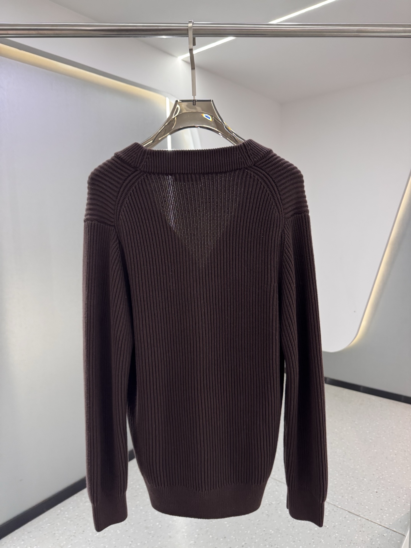 🔥BC 2024官网最新款秋冬14针高密提花针织开衫 甄选440克14针棉混纺材质 既有棉的质感软糯亲肤