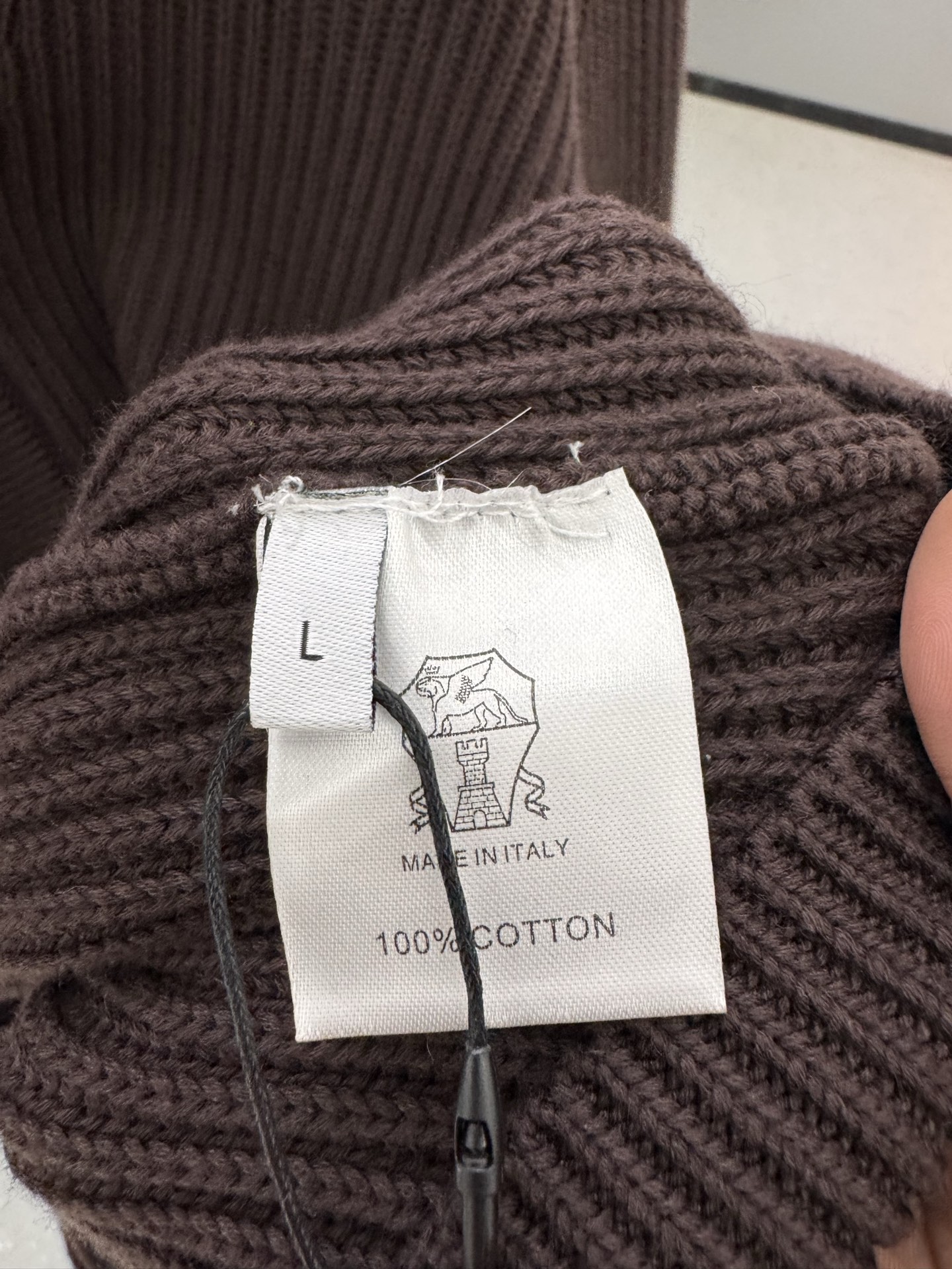 🔥BC 2024官网最新款秋冬14针高密提花针织开衫 甄选440克14针棉混纺材质 既有棉的质感软糯亲肤