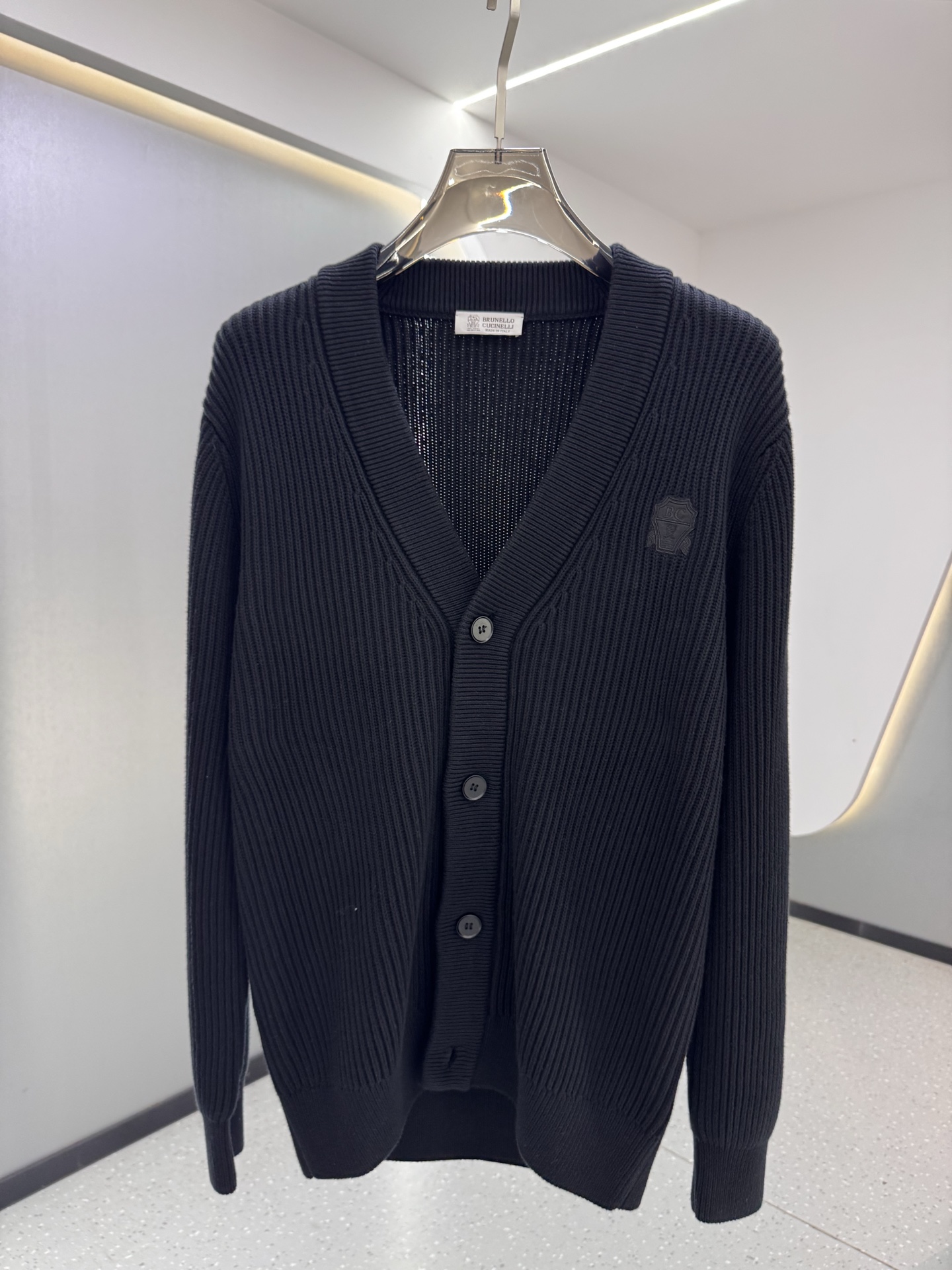 🔥BC 2024官网最新款秋冬14针高密提花针织开衫 甄选440克14针棉混纺材质 既有棉的质感软糯亲肤