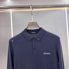 25秋冬新款 Zegna男士翻领毛衣,羊毛羊绒混纺面料 高品质天然纤维加倍呵护肌肤。整件衣服手感细腻 软 25秋冬新款 Zegna男士翻领毛衣,羊毛羊绒混纺面料 高品质天然纤维加倍呵护肌肤。整件衣服手感细腻 软