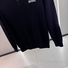 25秋冬新款 Zegna男士翻领毛衣,羊毛羊绒混纺面料 高品质天然纤维加倍呵护肌肤。整件衣服手感细腻 软 25秋冬新款 Zegna男士翻领毛衣,羊毛羊绒混纺面料 高品质天然纤维加倍呵护肌肤。整件衣服手感细腻 软