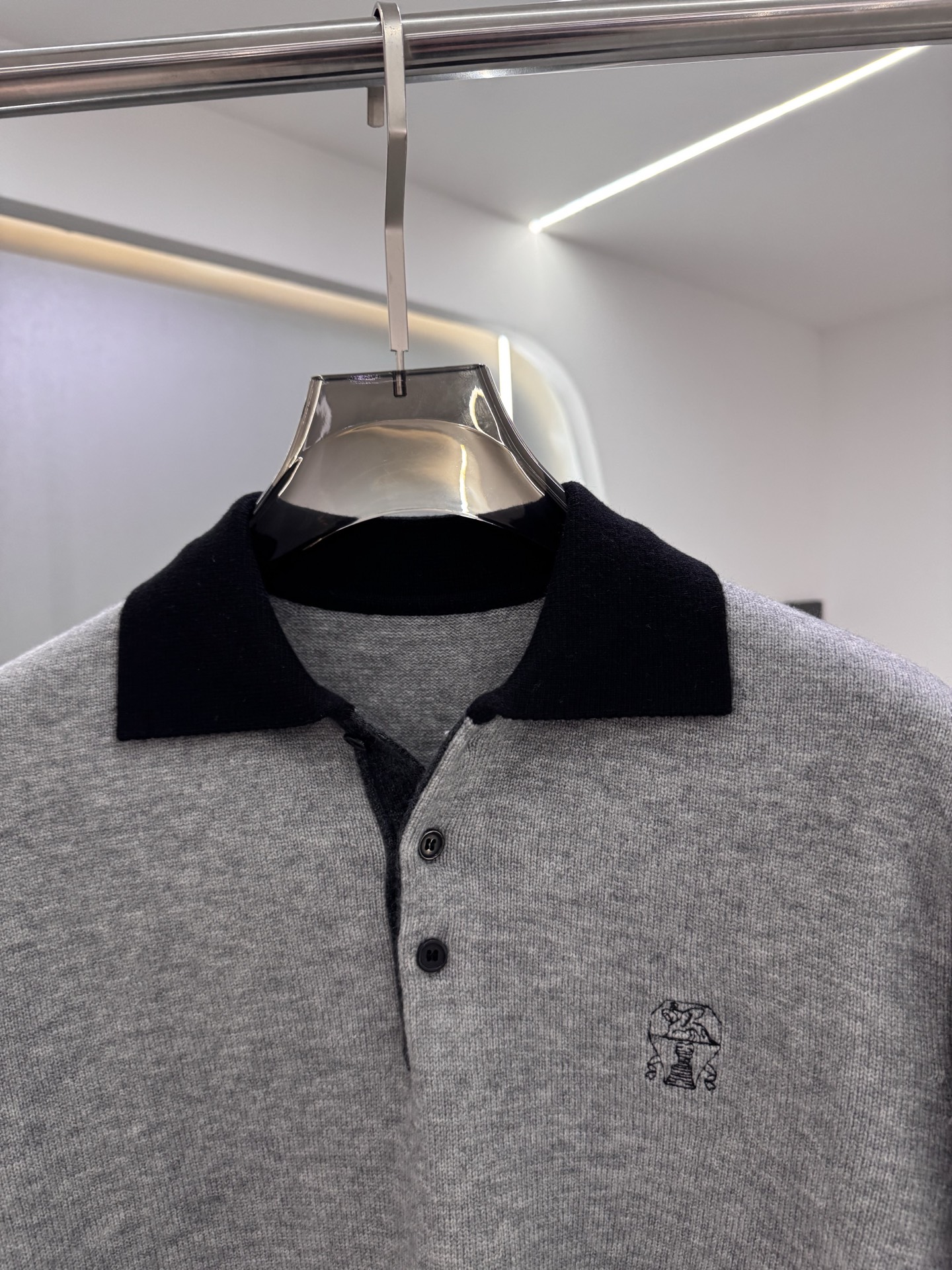 25秋冬新款 BC男士翻领毛衣，羊毛羊绒混纺面料 高品质天然纤维加倍呵护肌肤。整件衣服手感细腻 软糯 绵