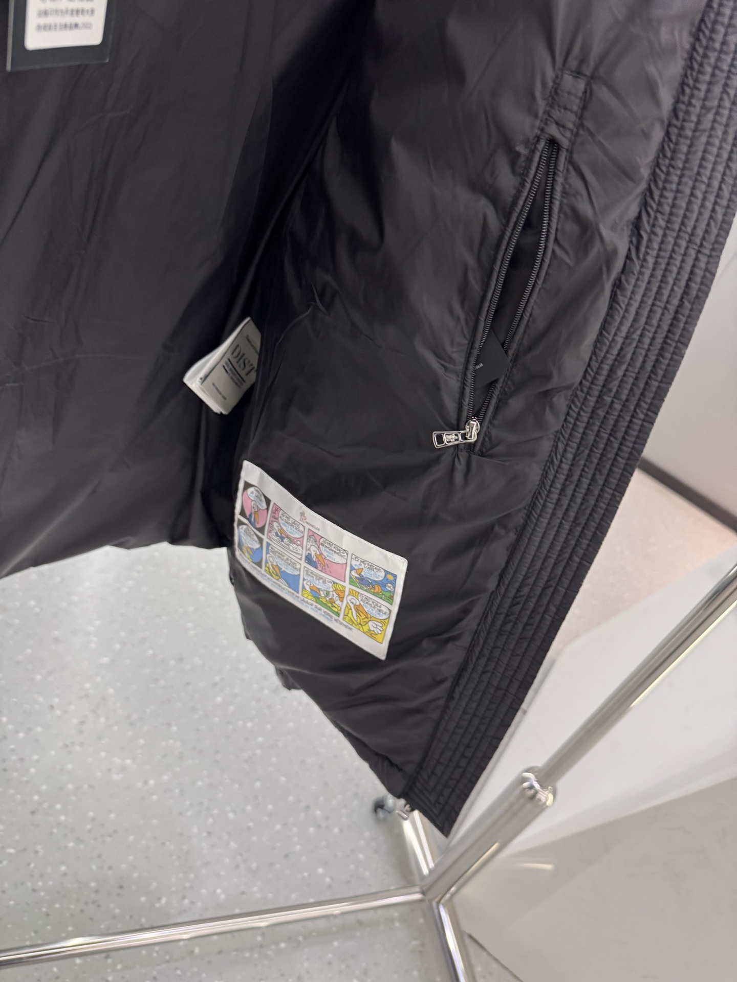 Mon collection 经典系列双色羽绒服｜奢华运动 暖冬精享｜ 全定制进口外料，特殊纤维化和，精