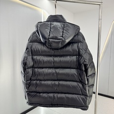 moncler特级🌟玛雅 95绒 面料采用原版一致漆面尼龙材质,有效阻挡风雨侵袭,保持内部干爽舒适。舒适抗风。内里填充 moncler特级🌟玛雅 95绒 面料采用原版一致漆面尼龙材质,有效阻挡风雨侵袭,保持内部干爽舒适。舒适抗风。内里填充