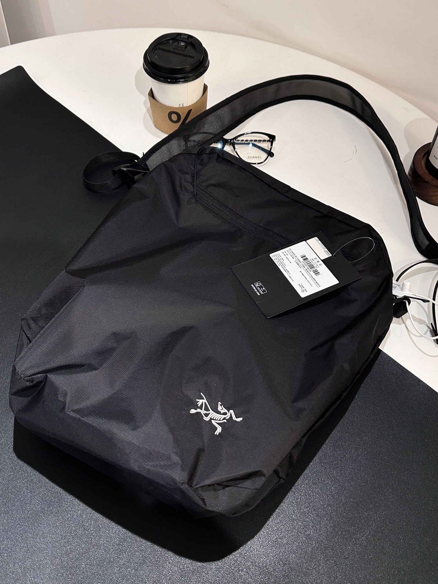 Heliad 12L Crossbody Bag - Comprehensive 4
