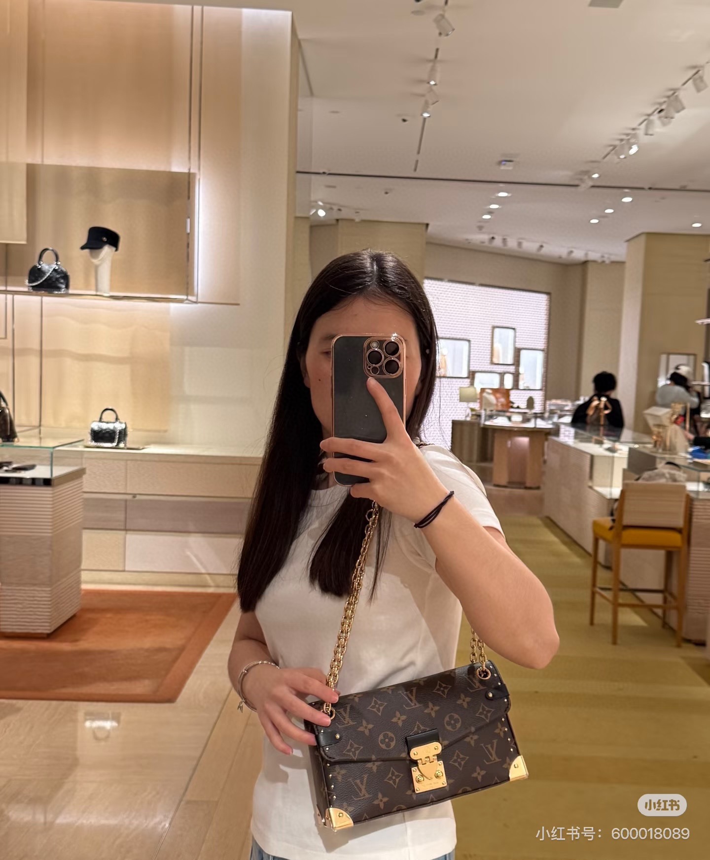 _dpt9sdBxRc7qvobfNqqE3FZeQ5Io_oZWY2HhCog