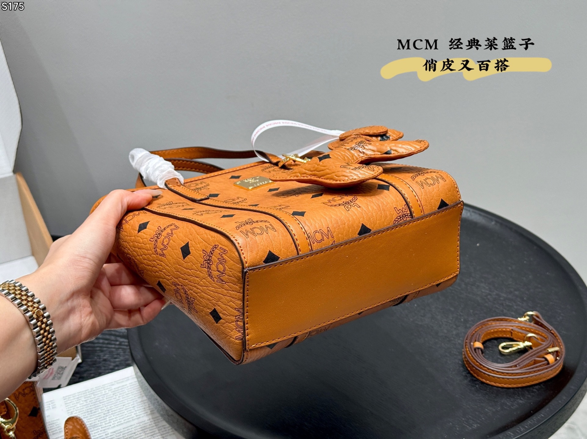 MCM bag Upgraded version! With pendant — photo 7