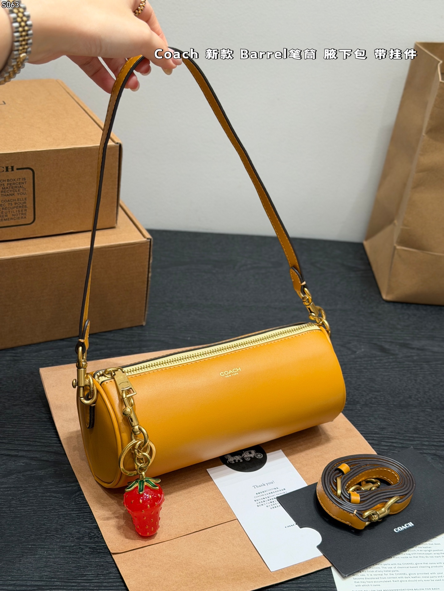 COACH bag Med anheng — photo 3