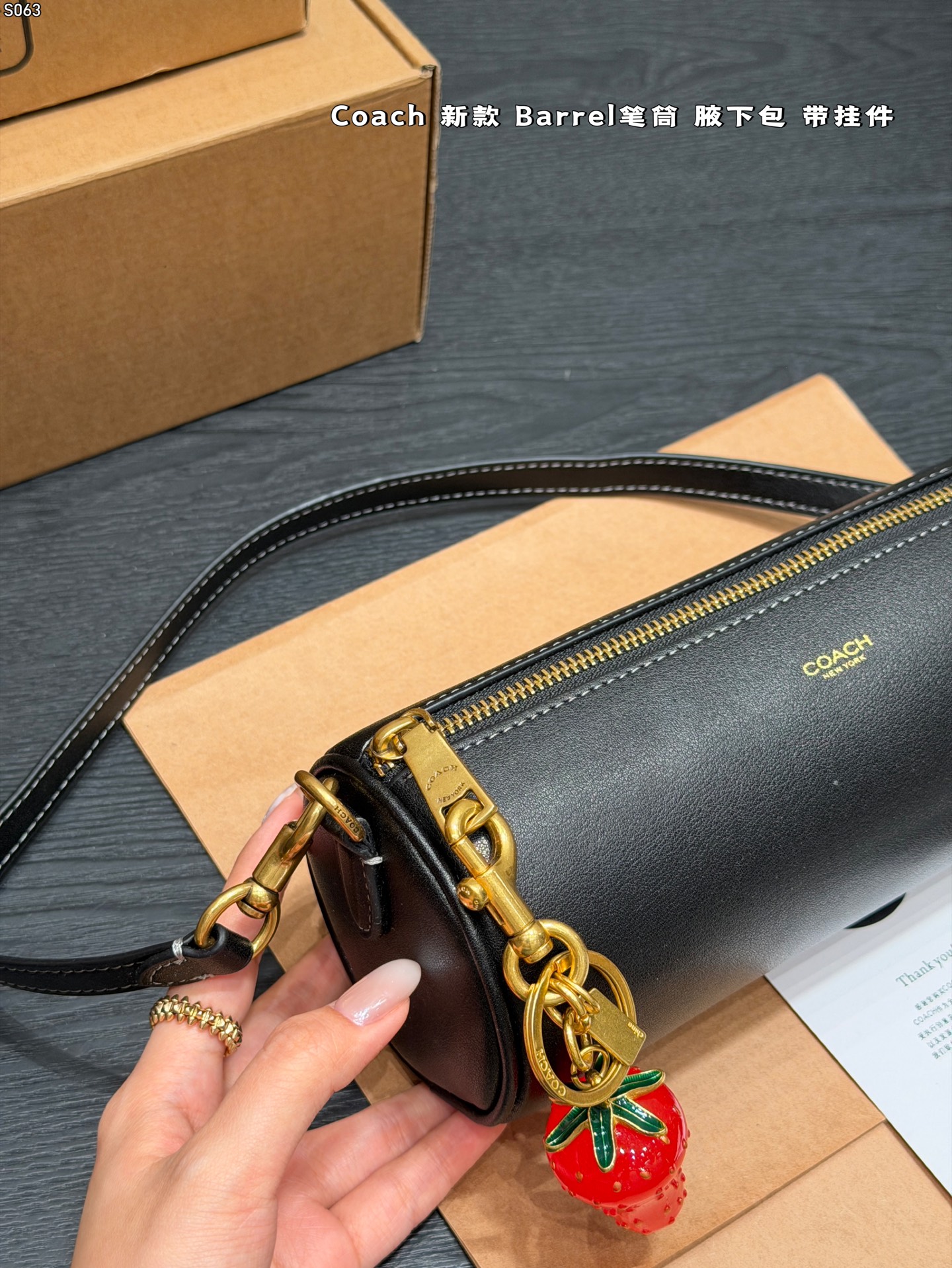 Bolso COACH Con colgante — photo 6