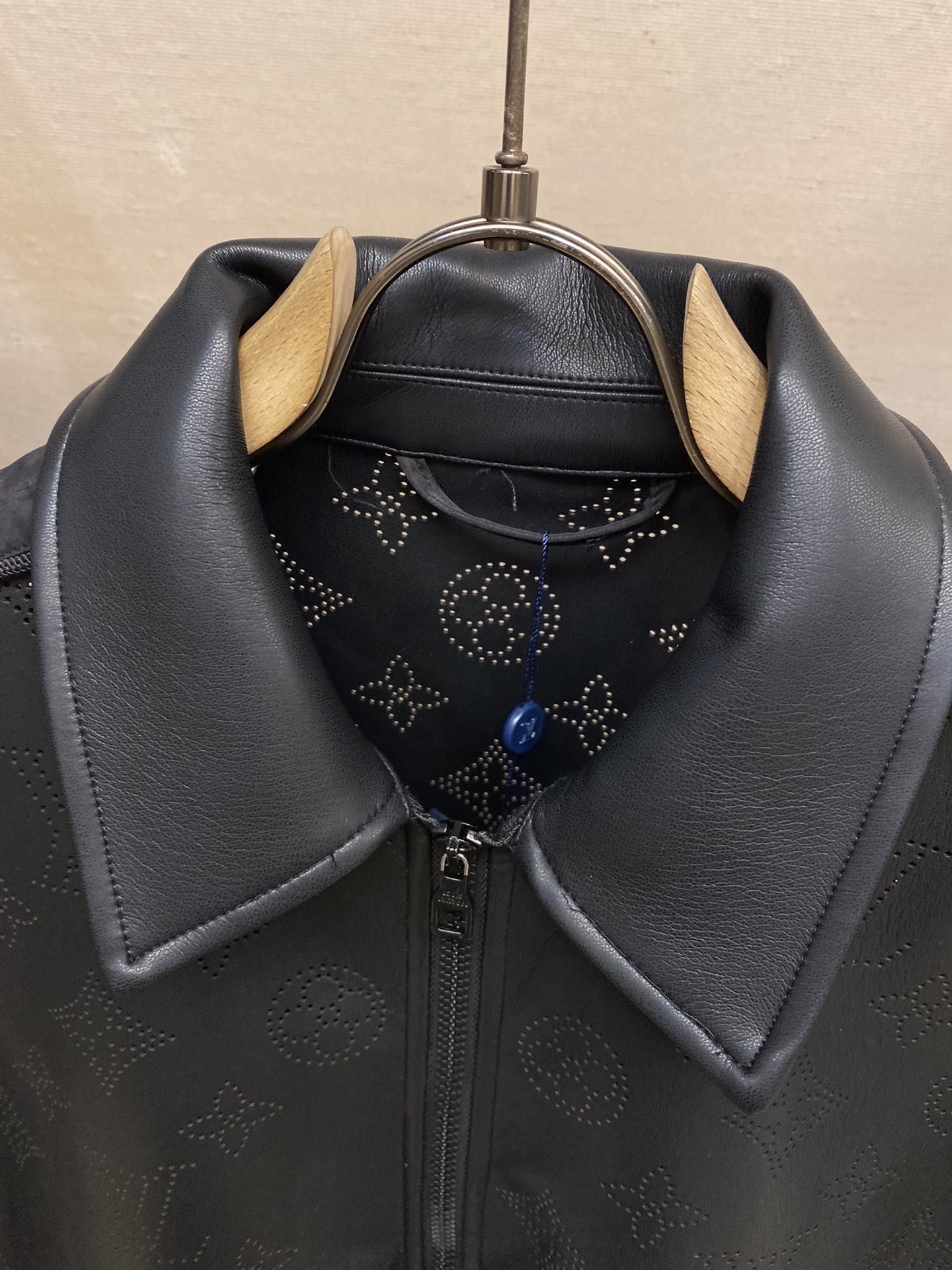 Louis Vuitton Haute Couture Designer Jacket Coat Ready-to-Wear 3