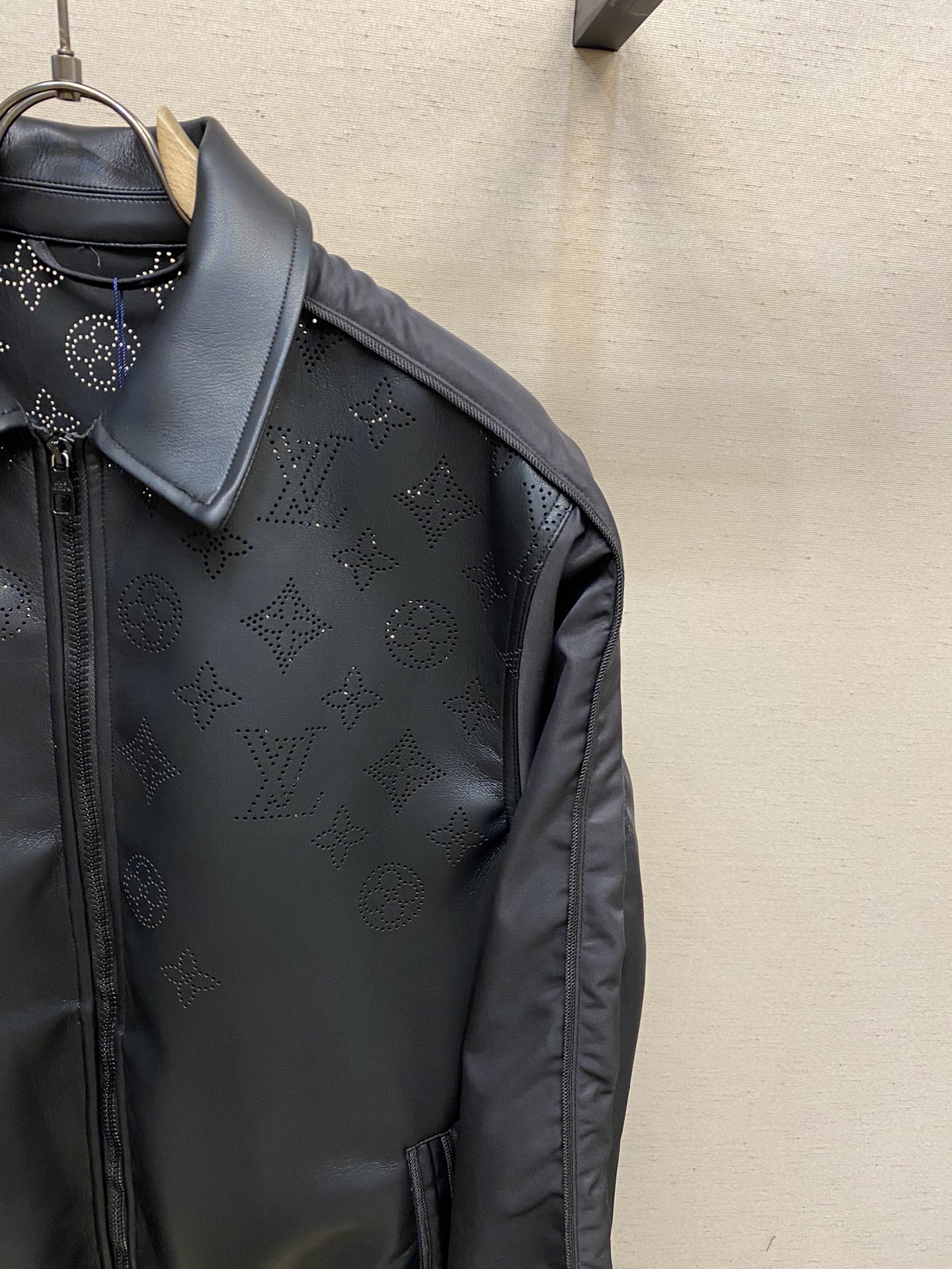 Louis Vuitton Haute Couture Designer Jacket Coat Ready-to-Wear 4