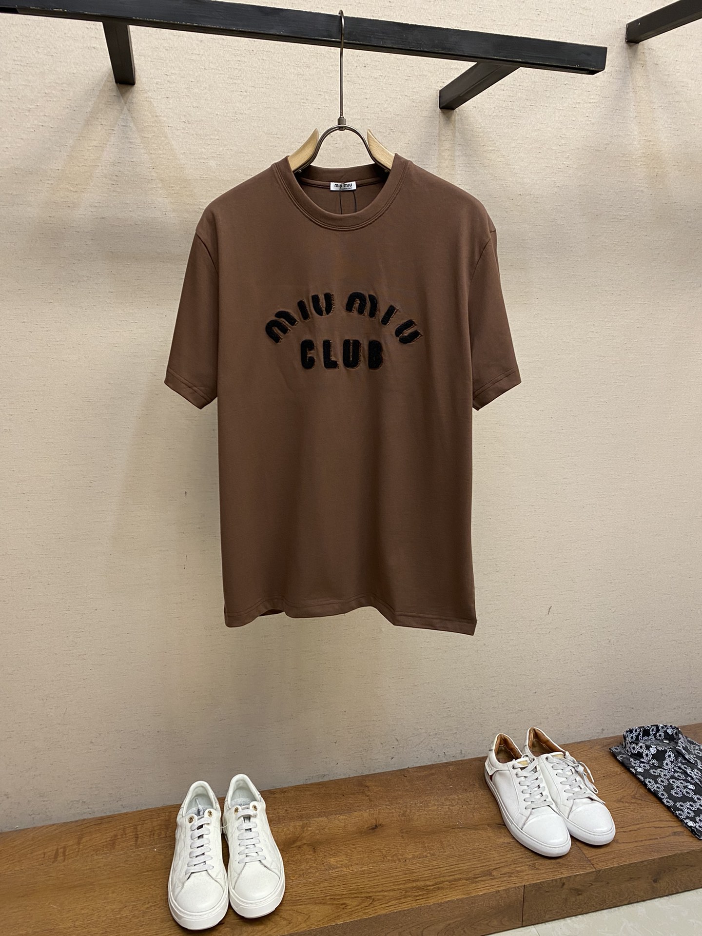 MiuMiu Vendita all'ingrosso
 Abbigliamento T-Shirt Bianco Ricamo Unisex Cotone Collezione Primavera/Estate Fashion Maniche corte