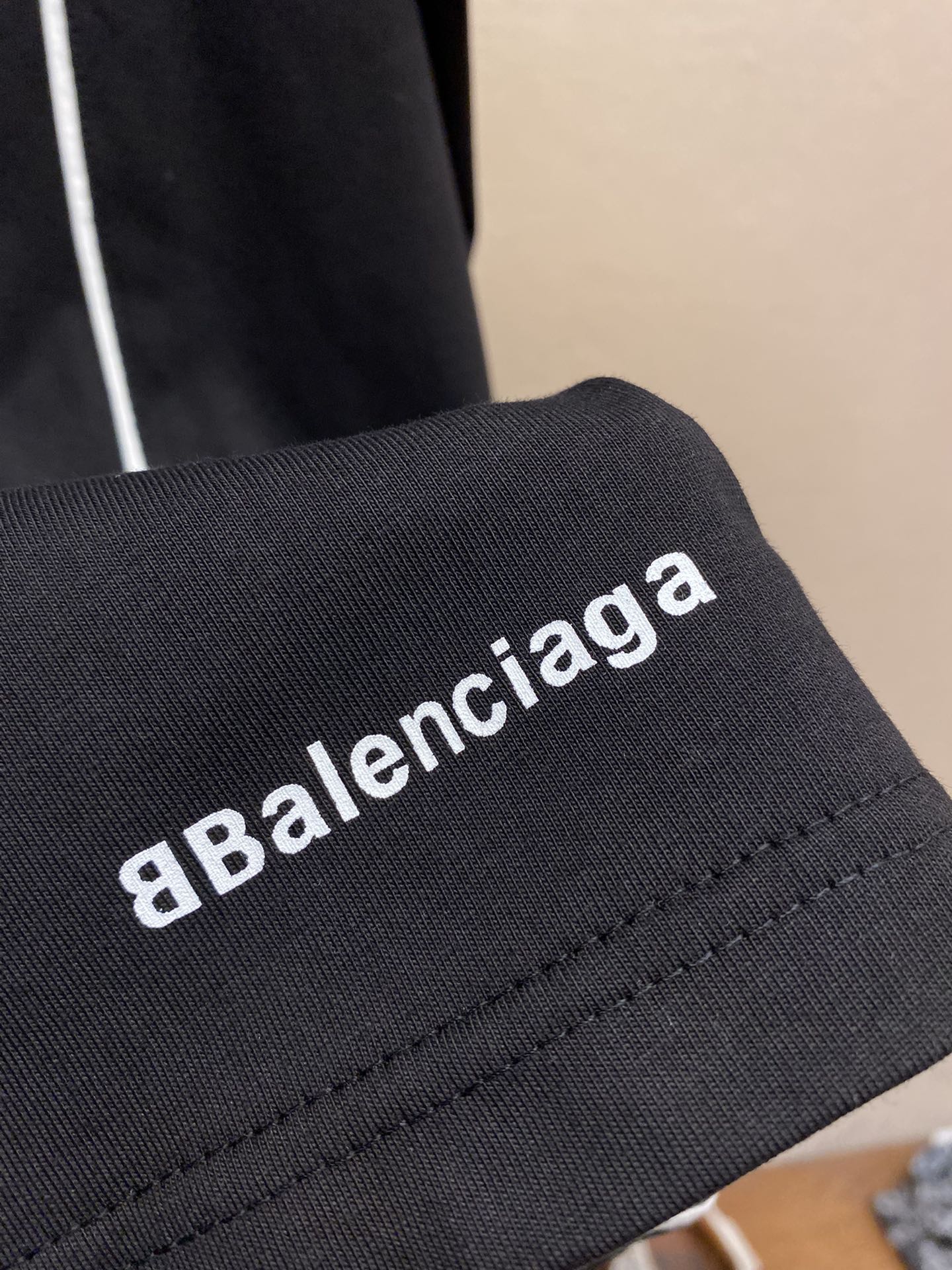 Balenciaga24SSsoccer廓形球服Z购入制作24年的新款是纯棉面料背后增加城市限定印花各种