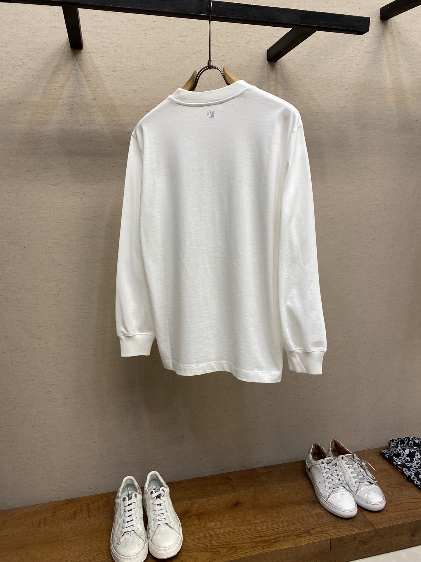 French Capsule Series: AMI Classic Logo Cotton T-Shirt with Special Embroidery - 图片 2