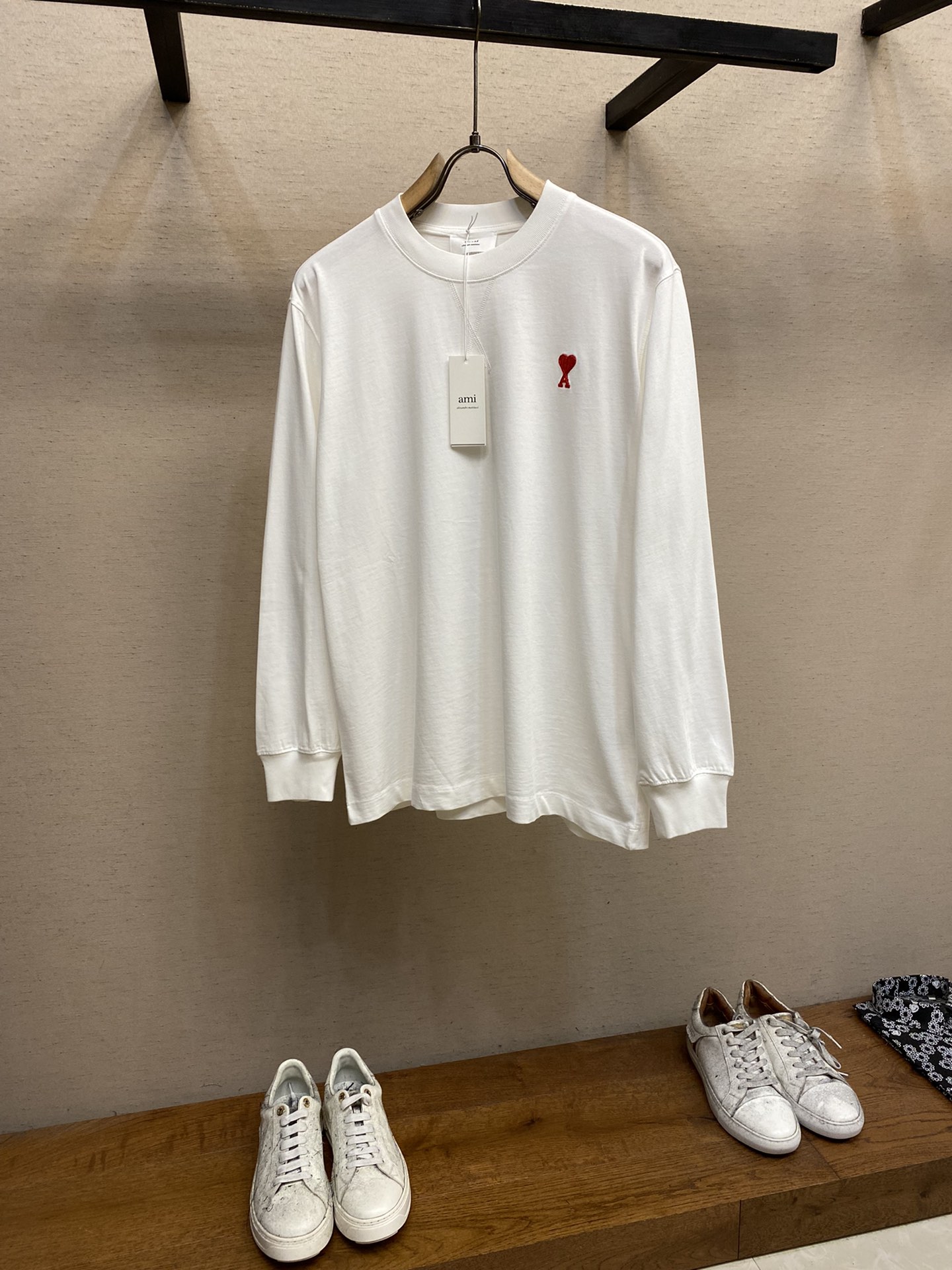 French Capsule Series: AMI Classic Logo Cotton T-Shirt with Special Embroidery