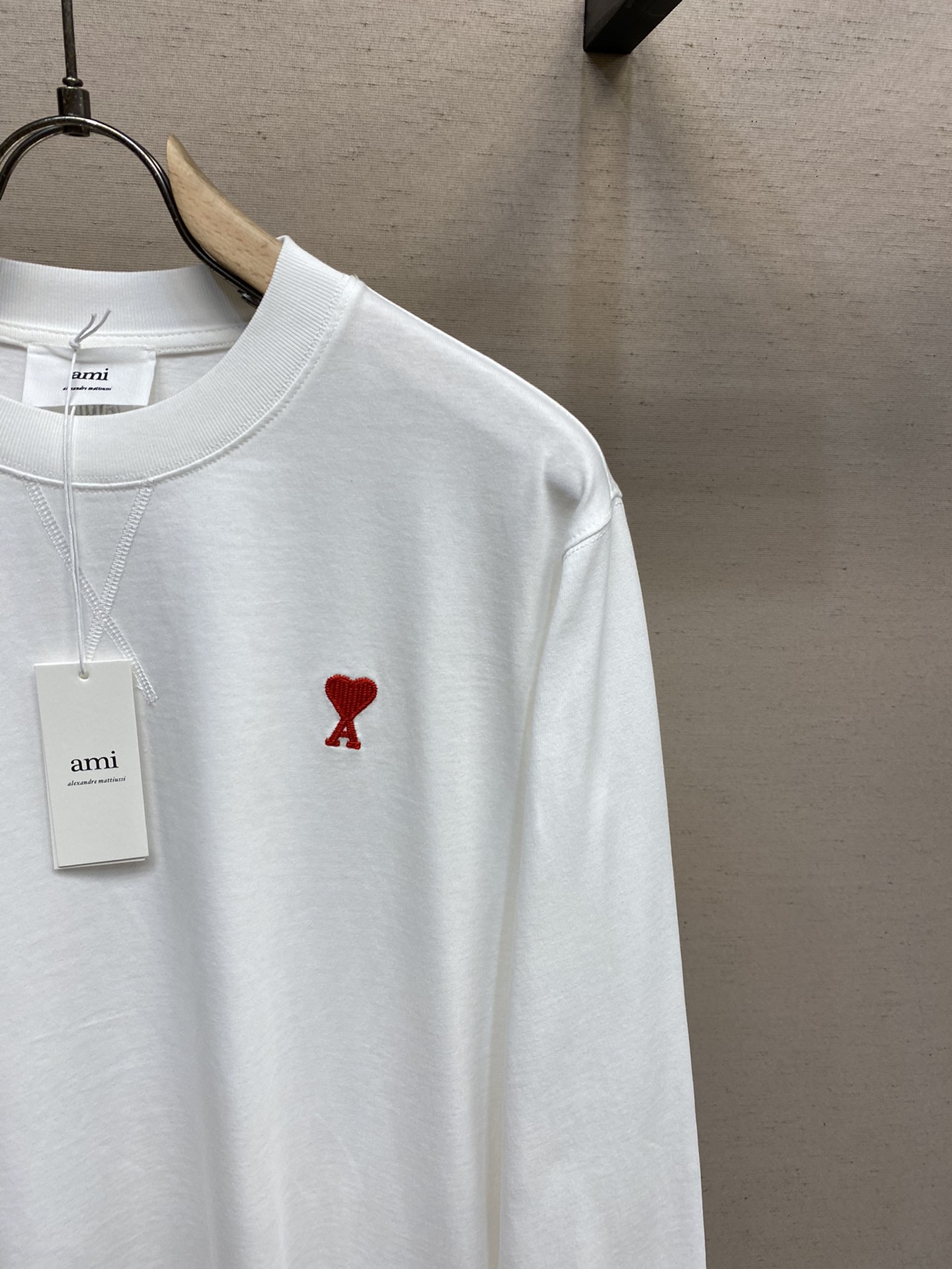 French Capsule Series: AMI Classic Logo Cotton T-Shirt with Special Embroidery - 图片 4