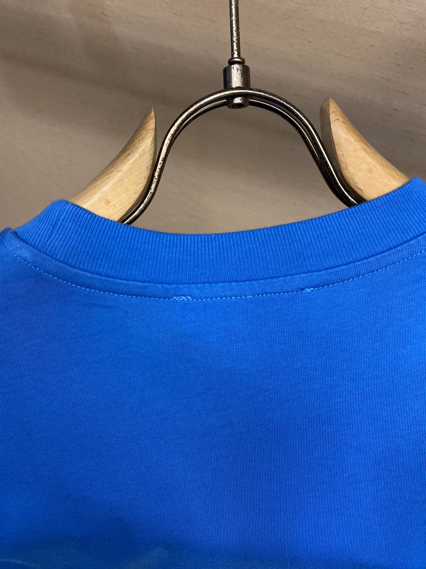 Fashionable 100-Story Logo T-Shirt and Fast-Water Laundry Bag in Various Sizes and Colors - 图片 8
