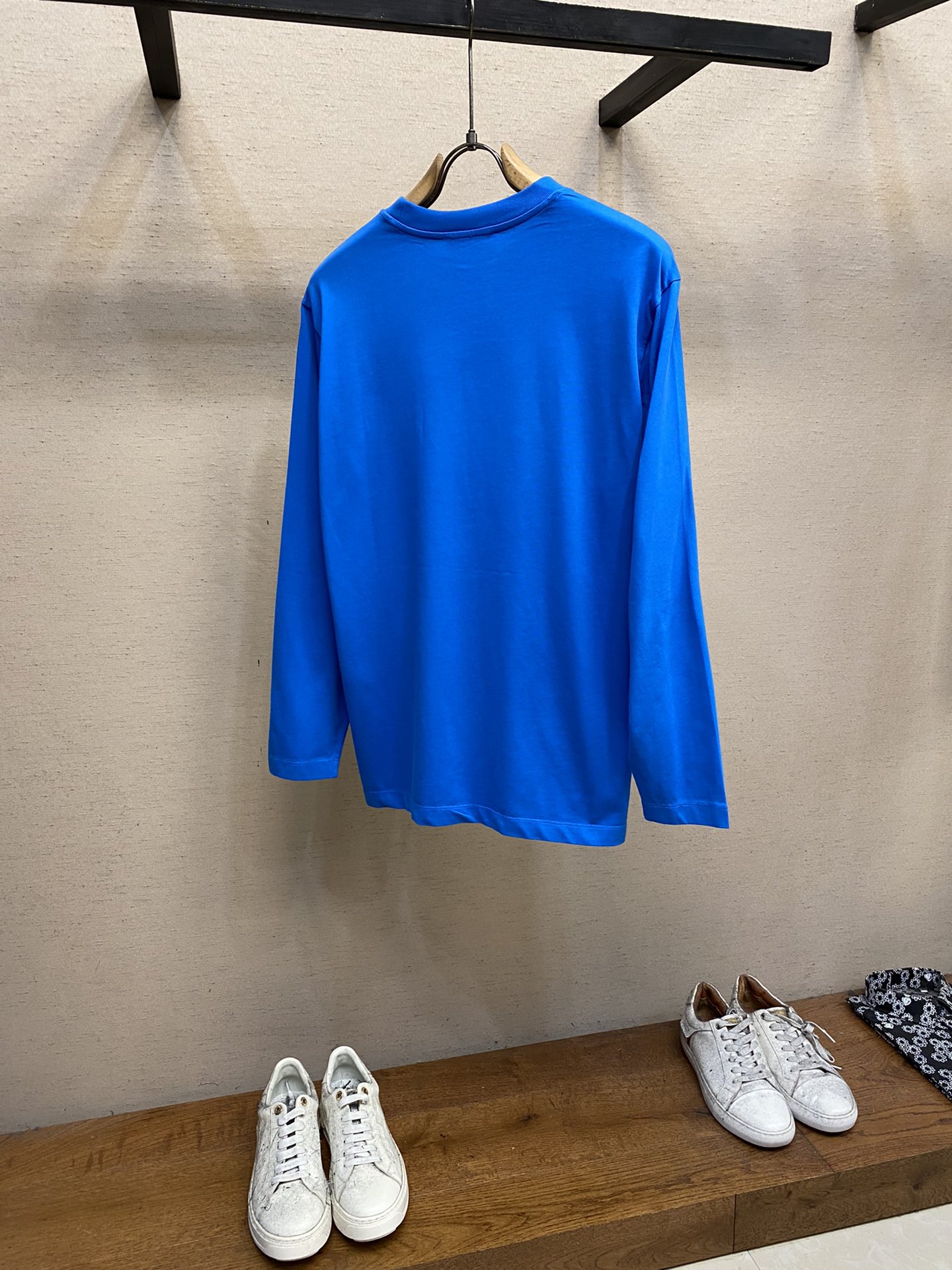 Fashionable 100-Story Logo T-Shirt and Fast-Water Laundry Bag in Various Sizes and Colors - 图片 2