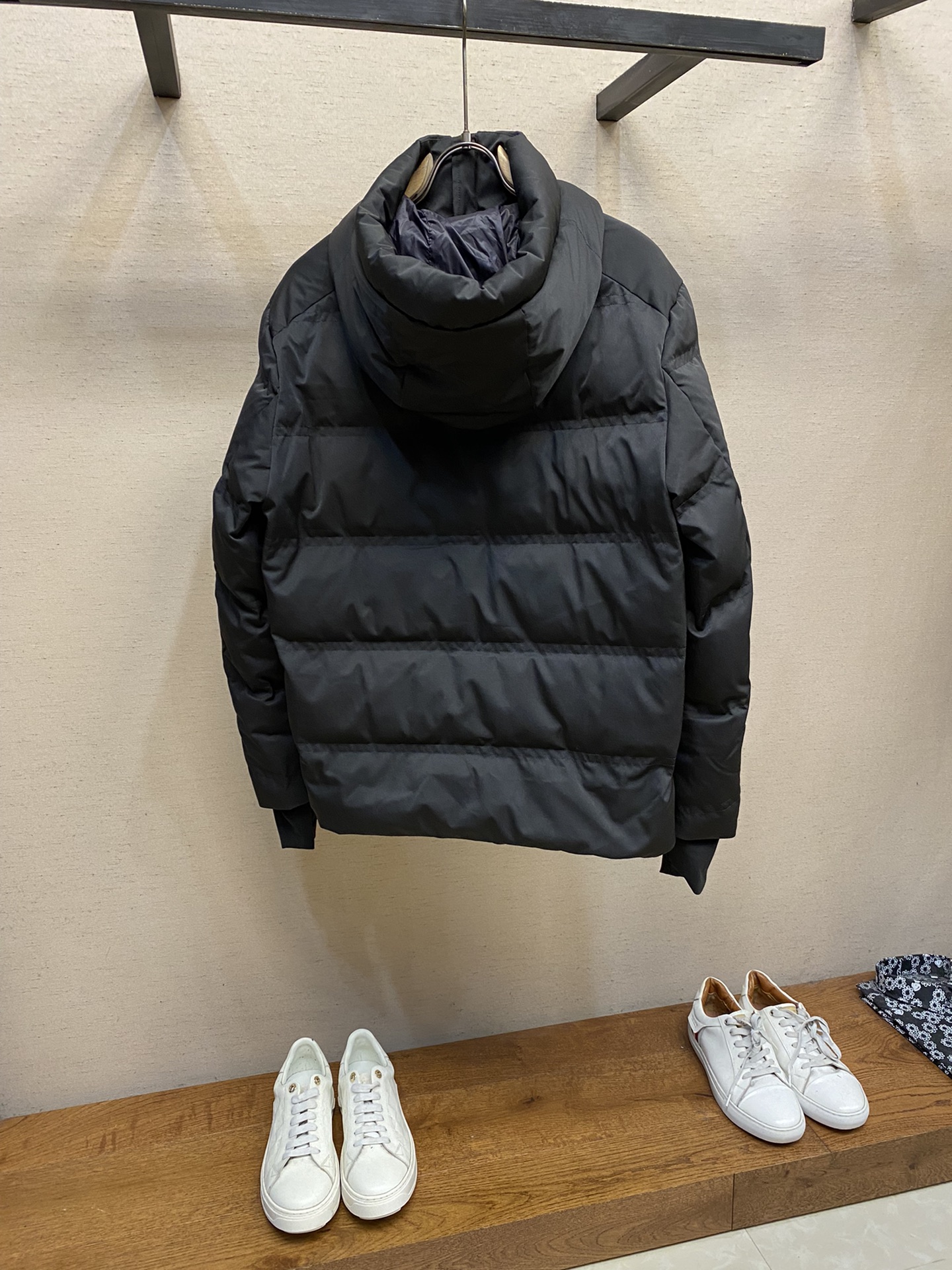 Moncler2024秋冬Mon*lerGrenble压胶滑雪羽绒服彰显造型气质的不朽传奇.极致款的休闲