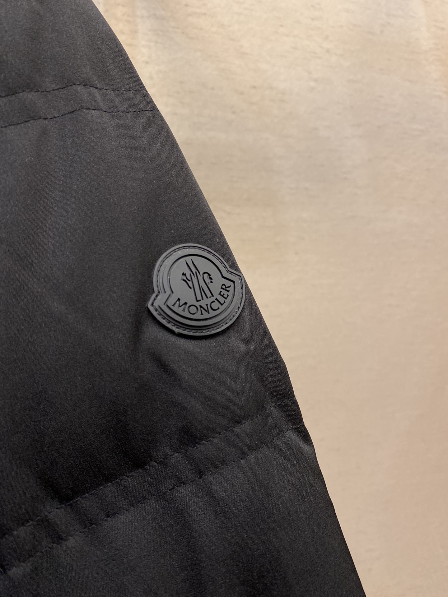 Moncler2024秋冬Mon*lerGrenble压胶滑雪羽绒服彰显造型气质的不朽传奇.极致款的休闲