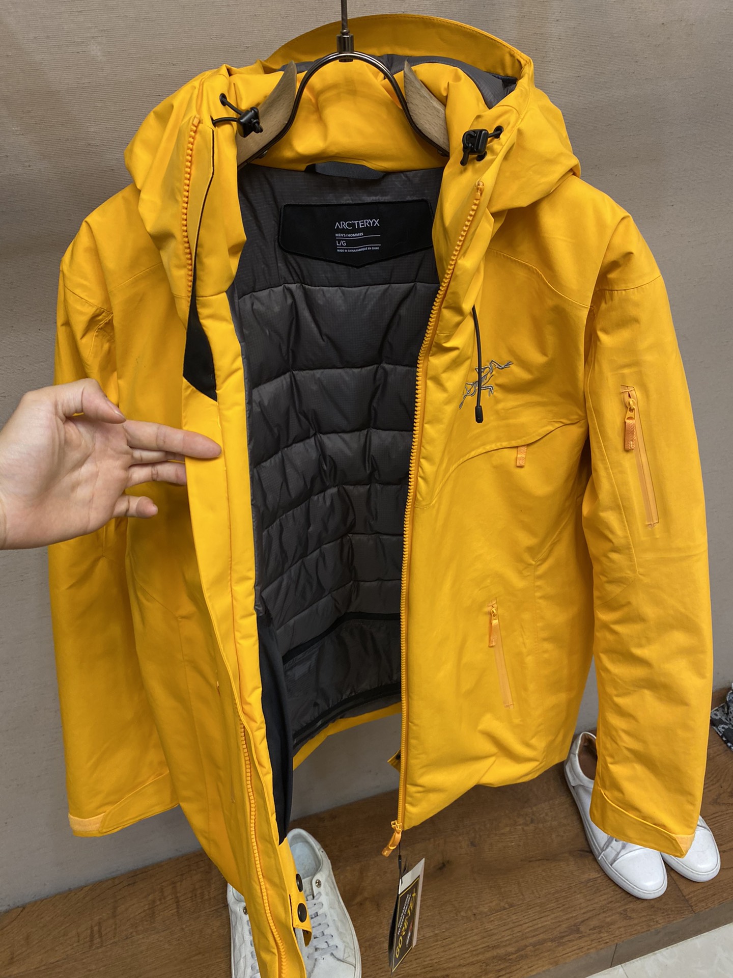 ARCTERYX/始祖鸟MacaiJacket正品打版男女同款小买菜连帽压胶滑雪服冲锋衣羽绒服正确版本这