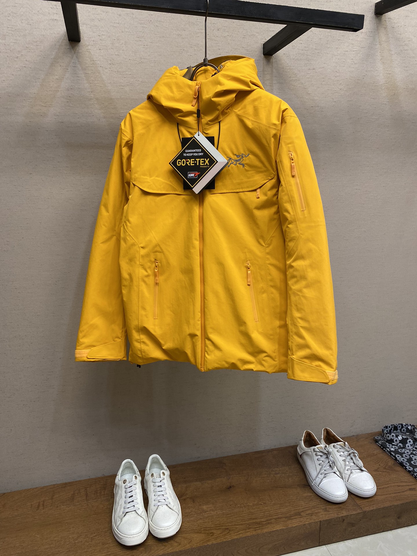 ARCTERYX/始祖鸟MacaiJacket正品打版男女同款小买菜连帽压胶滑雪服冲锋衣羽绒服正确版本这