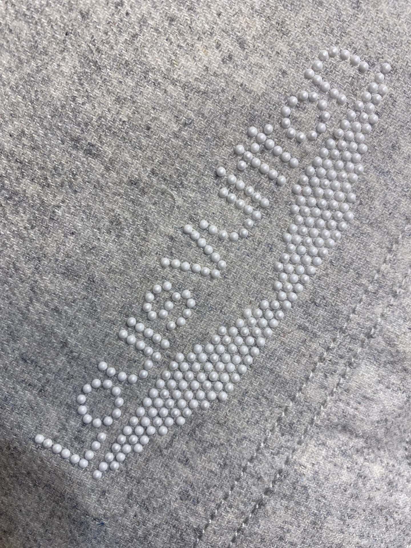 🌟🌟 1V/路易 FW24新款 Ski滑雪系列羊毛翻领拉链夹克外套采用定制羊毛面料，面料定制耗时1个月之