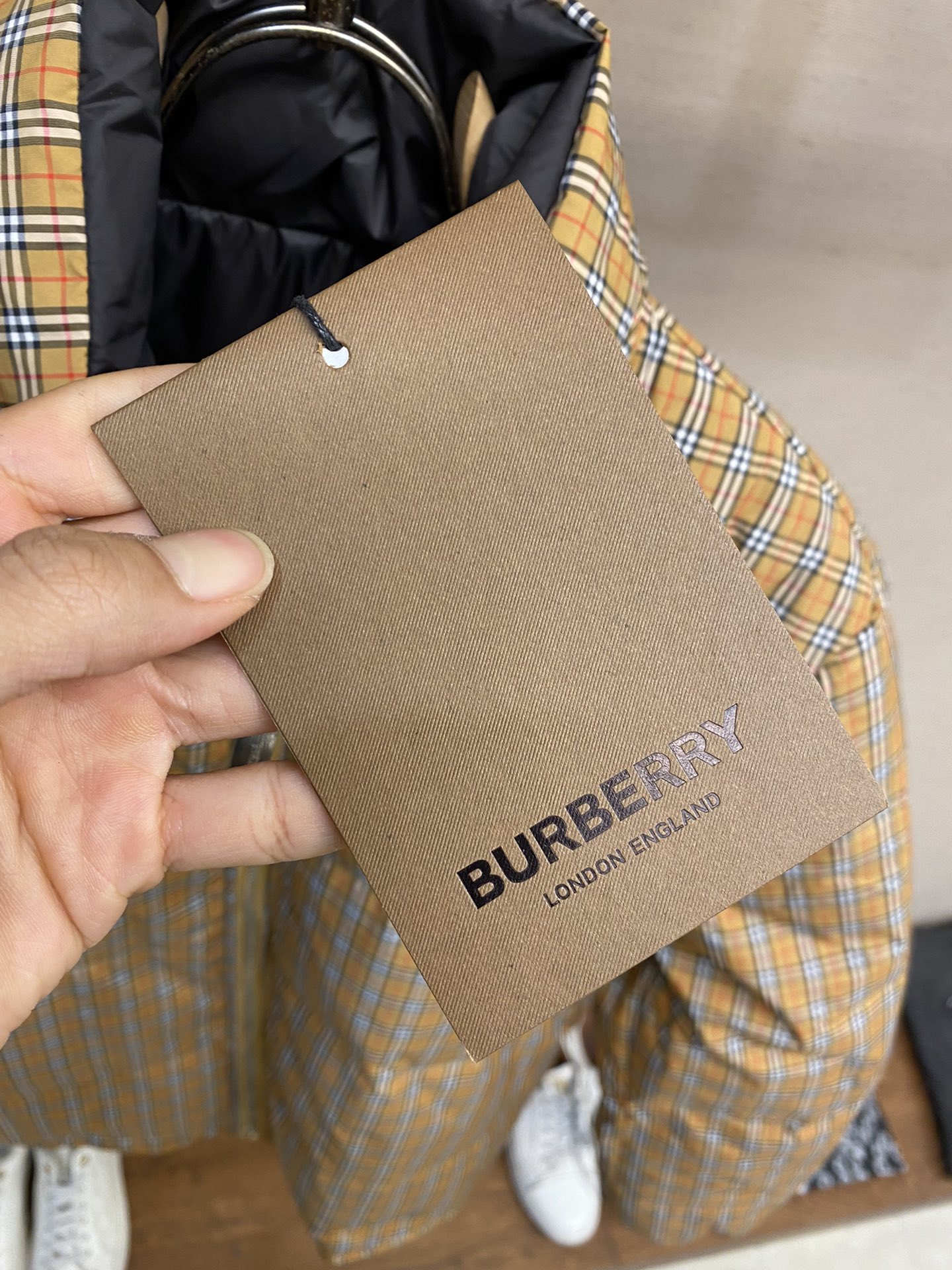 🌟🌟BBR、新款羽绒服推荐🔥Burberry王牌新单，高档双面穿Vintage格纹战马羽绒服外套!高端双
