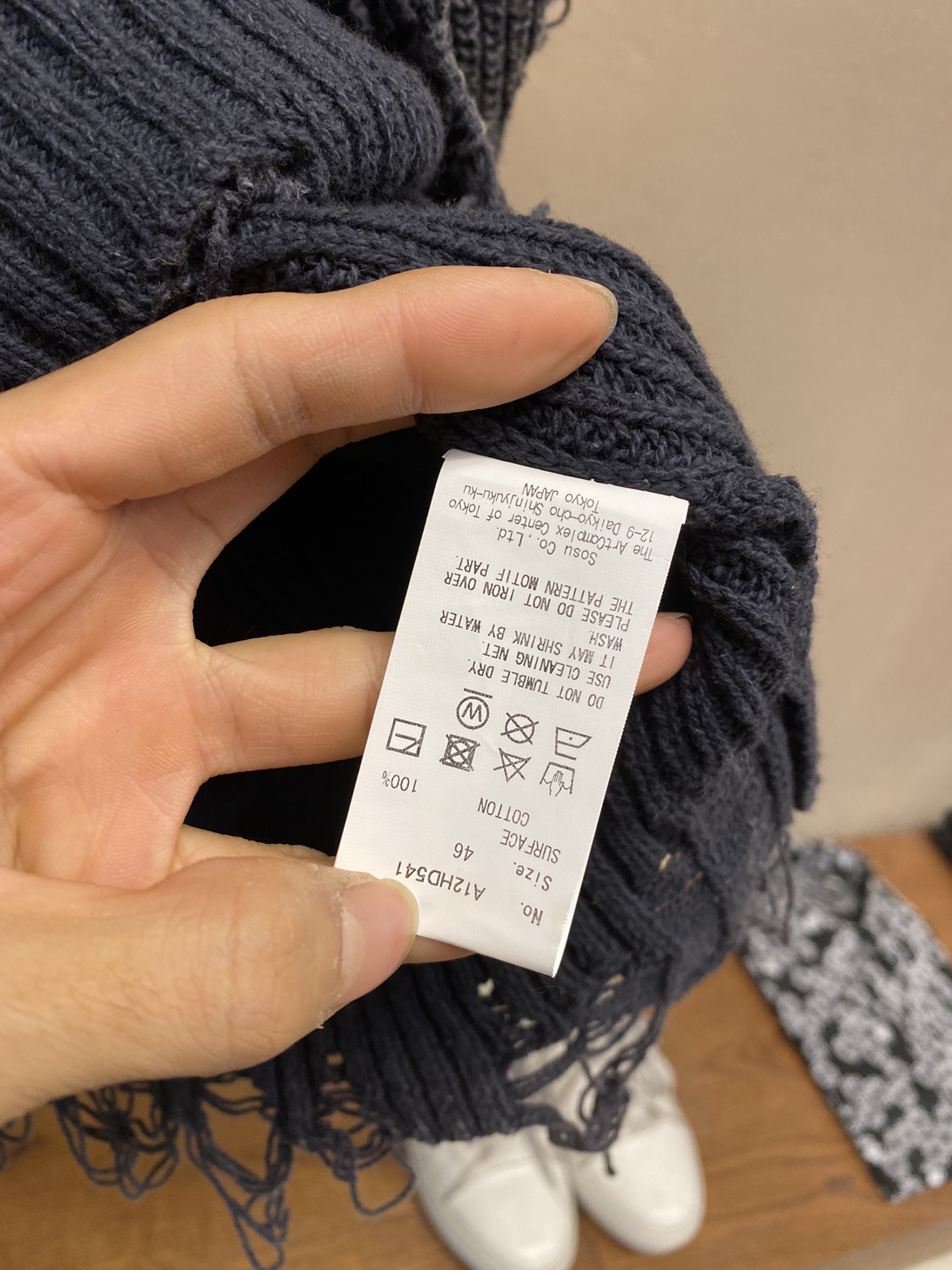 🌟🌟 MMY，新款洗水做旧破洞针织衫毛衣   手工破洞   1：1还原  宽松版型  男女同款

尺码：