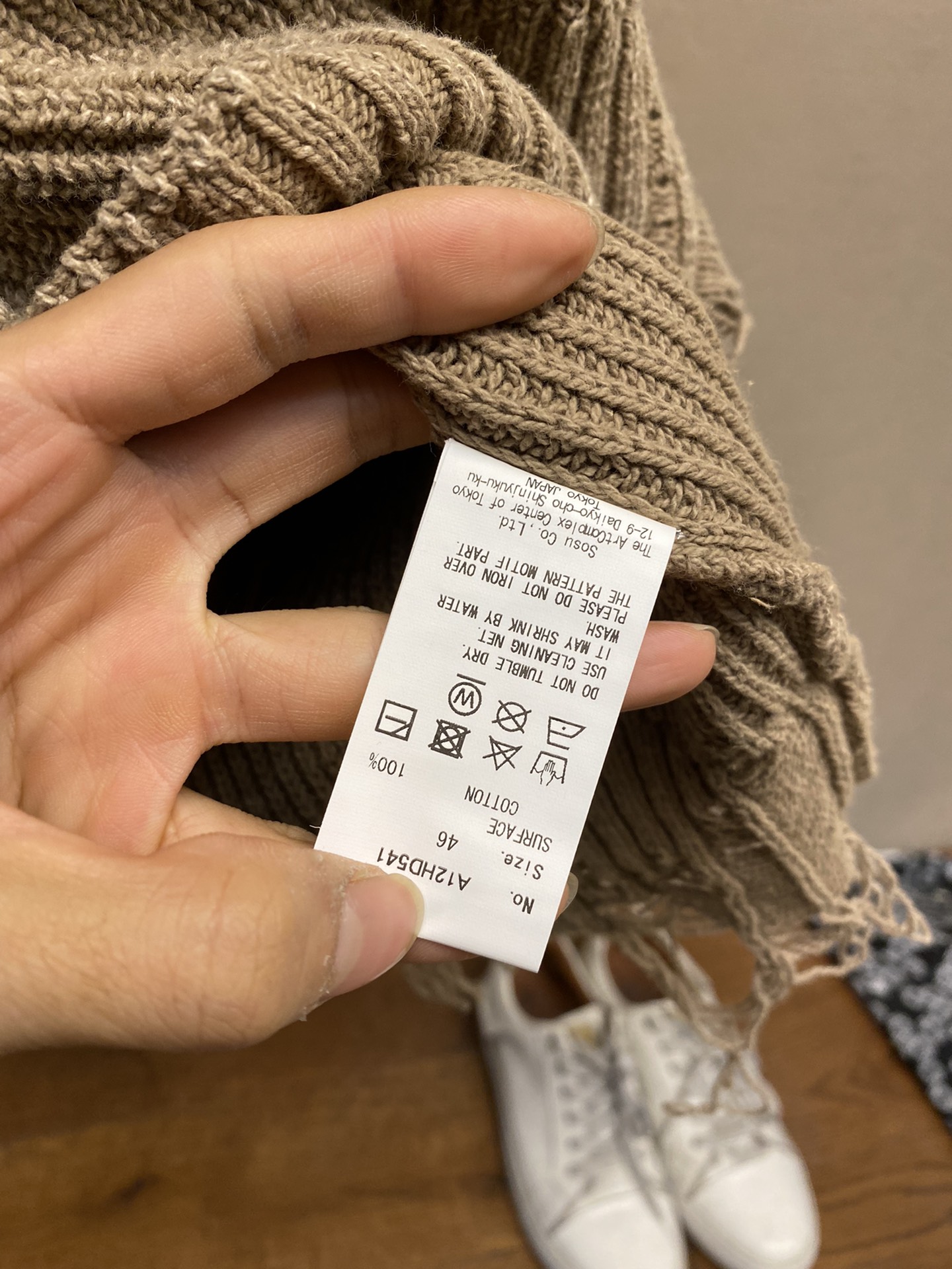 🌟🌟 MMY，新款洗水做旧破洞针织衫毛衣   手工破洞   1：1还原  宽松版型  男女同款

尺码：